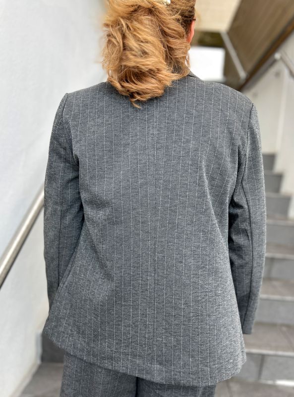 Gry blazer stripet grå
