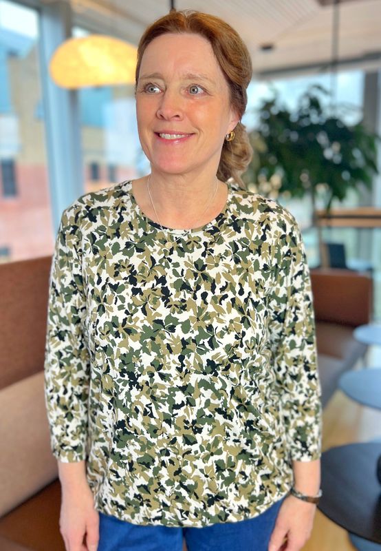 Inger topp olivenblomst