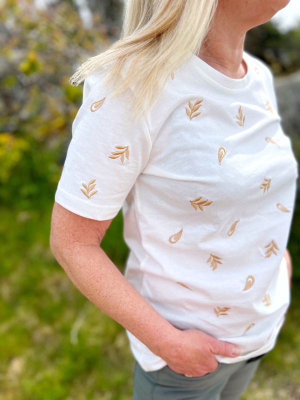 Eli t-shirt golden leaf