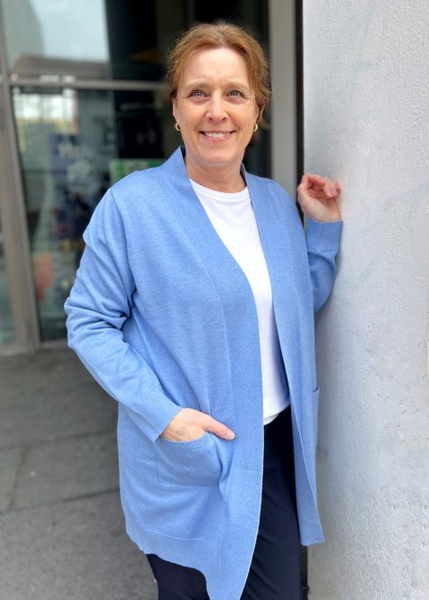 Hovedbilde Amalie strikkejakke lys blå