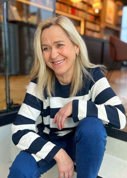 Hovedbilde Carina stripet genser navy mix