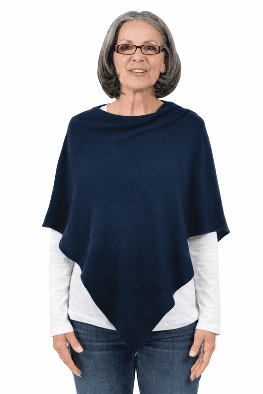 Poncho med ull marineblå