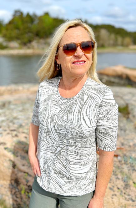 Hovedbilde Inger t-shirt lys oliven