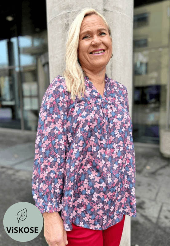 Stine bluse blomster blå
